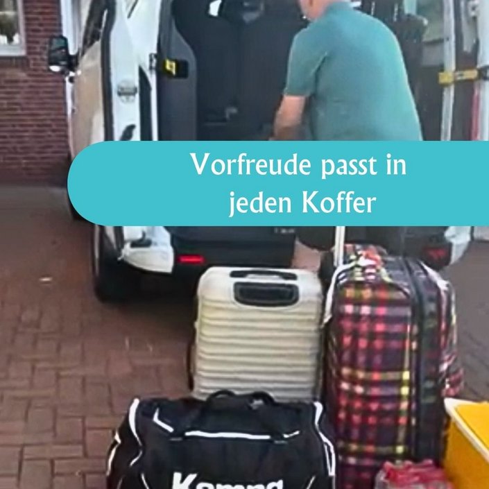 🚐 Bevor das Abenteuer beginnen konnte, hieß es erst einmal für die WG Weersmaate: 🧳 𝑲𝒐𝒇𝒇𝒆𝒓 𝒑𝒂𝒄𝒌𝒆𝒏, 𝑻𝒂𝒔𝒄𝒉𝒆𝒏 𝒗𝒆𝒓𝒔𝒕𝒂𝒖𝒆𝒏 𝒖𝒏𝒅... 🚐 Bevor das Abenteuer beginnen konnte, hieß es erst einmal für die WG Weersmaate: 🧳 𝑲𝒐𝒇𝒇𝒆𝒓 𝒑𝒂𝒄𝒌𝒆𝒏, 𝑻𝒂𝒔𝒄𝒉𝒆𝒏 𝒗𝒆𝒓𝒔𝒕𝒂𝒖𝒆𝒏 𝒖𝒏𝒅...
