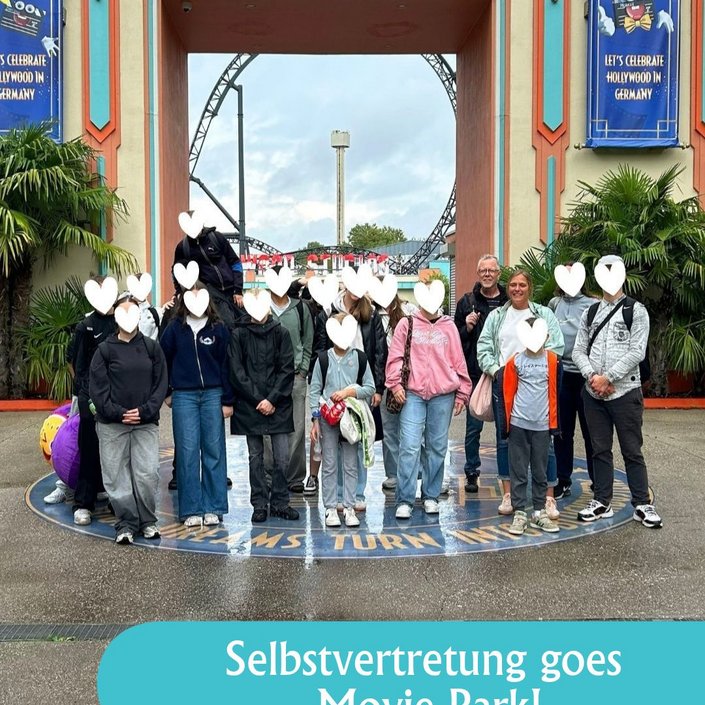 🎢 𝑺𝒆𝒍𝒃𝒔𝒕𝒗𝒆𝒓𝒕𝒓𝒆𝒕𝒖𝒏𝒈 𝒊𝒎 𝑴𝒐𝒗𝒊𝒆 𝑷𝒂𝒓𝒌! 🎢
Am 13.09.2026 ging es mit der Selbstvertretung in den Movie Park. 🎡
Das Wetter... 🎢 𝑺𝒆𝒍𝒃𝒔𝒕𝒗𝒆𝒓𝒕𝒓𝒆𝒕𝒖𝒏𝒈 𝒊𝒎 𝑴𝒐𝒗𝒊𝒆 𝑷𝒂𝒓𝒌! 🎢
Am 13.09.2026 ging es mit der Selbstvertretung in den Movie Park. 🎡
Das Wetter...